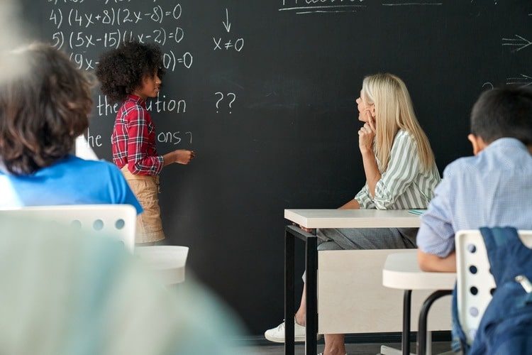 Saiba como é a divisão do sistema de educação brasileiro