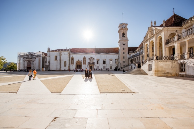 Manual Completo - Faculdade de Direito - Universidade de Coimbra