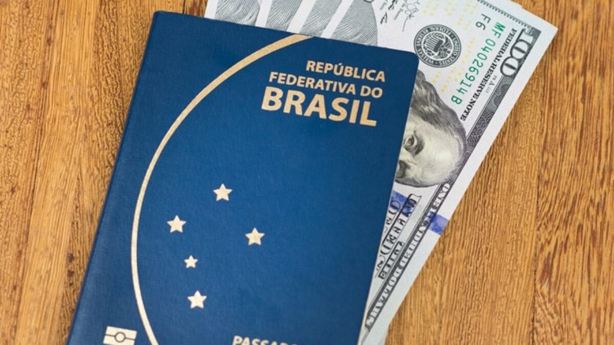 Precisa declarar dinheiro para sair do Brasil?